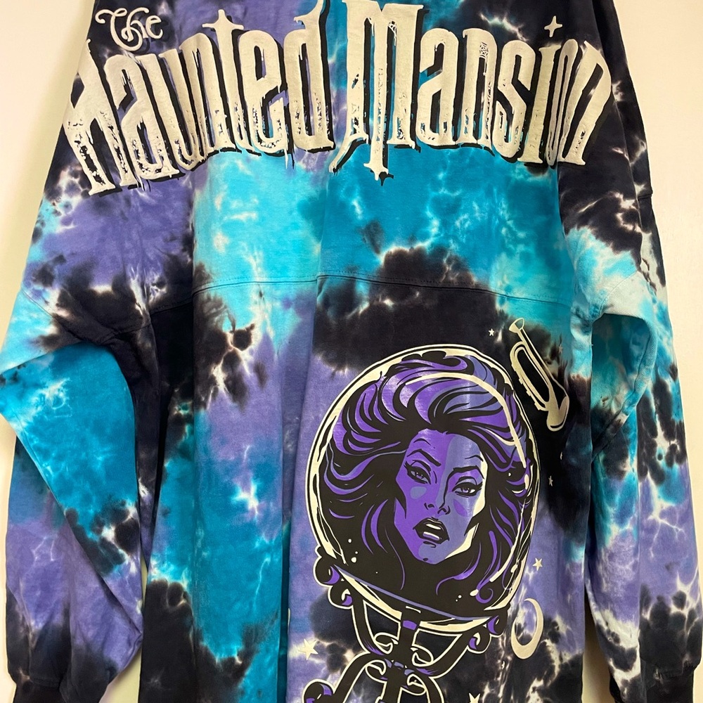 Haunted Mansion NWOT Madame Leota Spirit Jersey Size Large